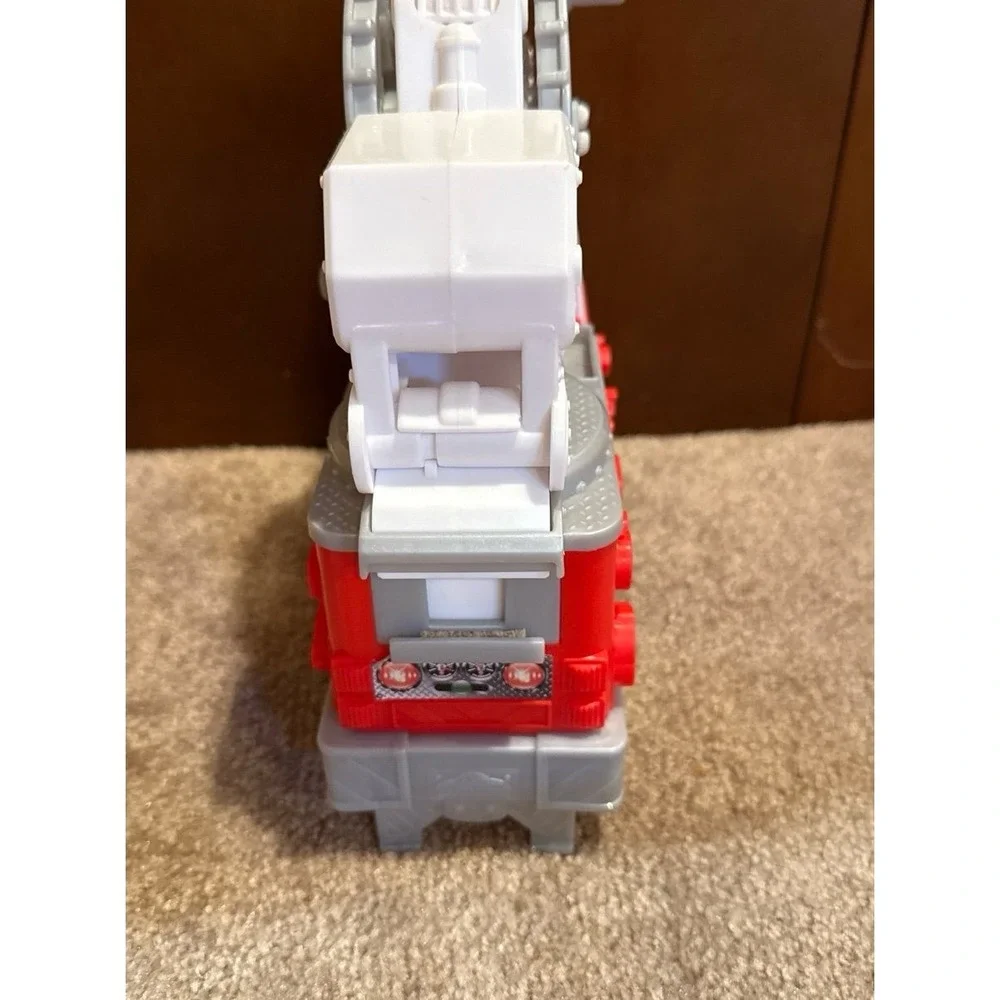 PlayDoh Wheels Fire Truck E610 - Fire Truck only